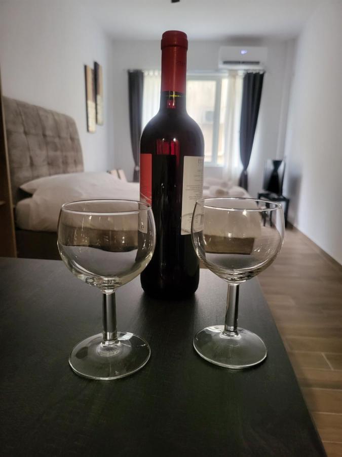 J&N Home Monastiraki Атина Екстериор снимка