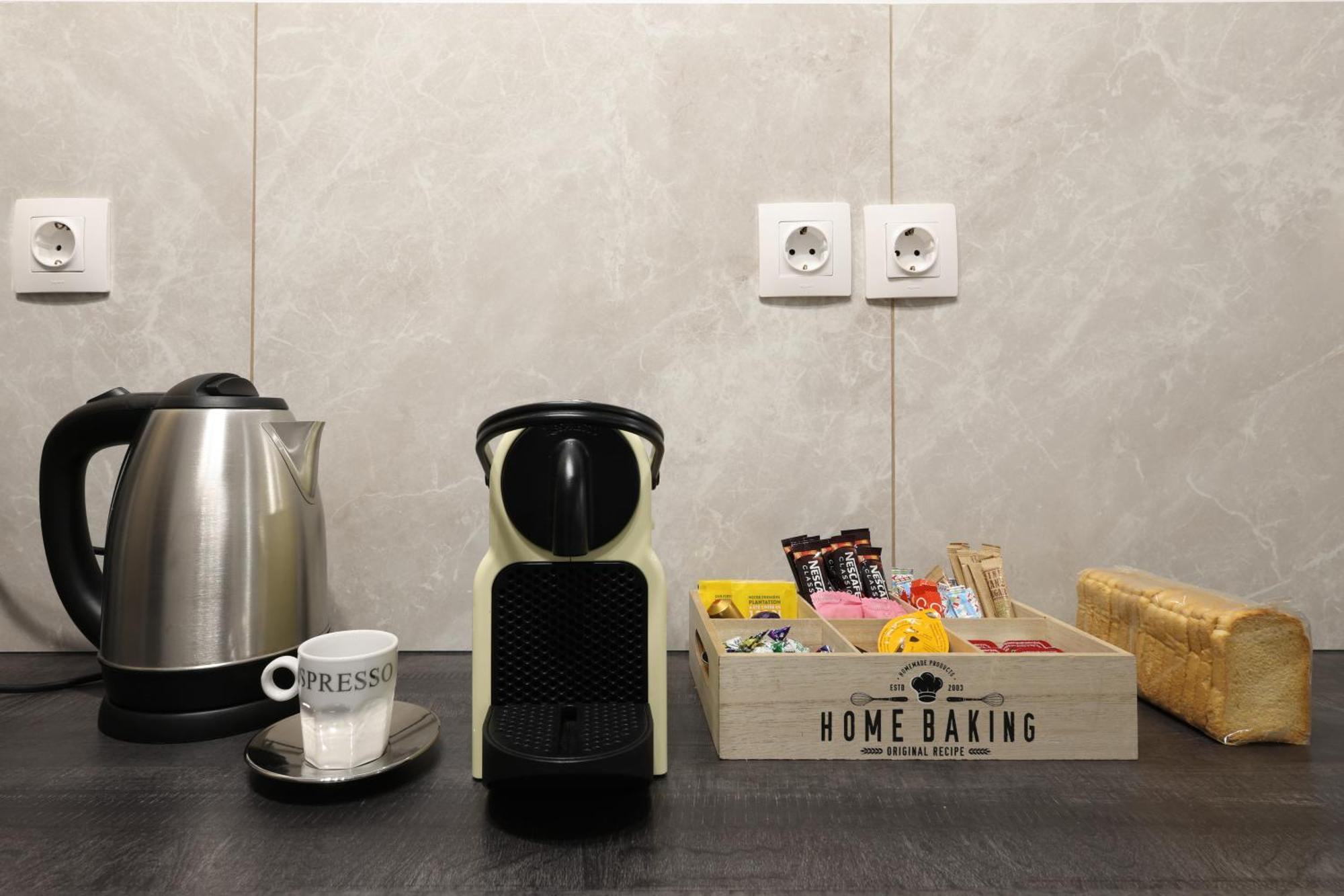 J&N Home Monastiraki Атина Екстериор снимка
